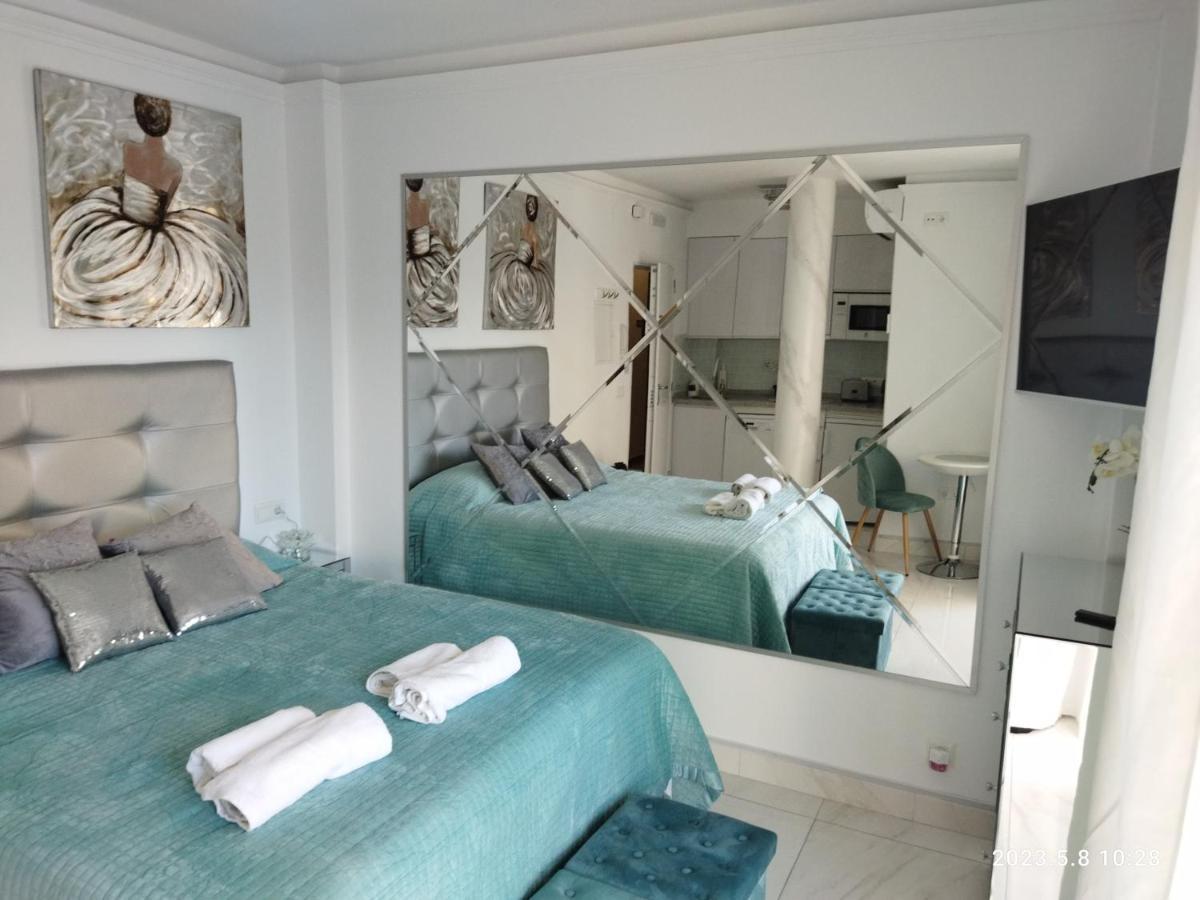 Silver Horizon Luxury Apartment Nerja Esterno foto