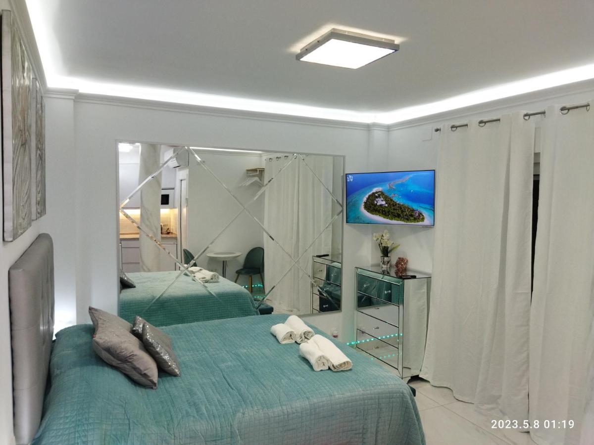 Silver Horizon Luxury Apartment Nerja Esterno foto